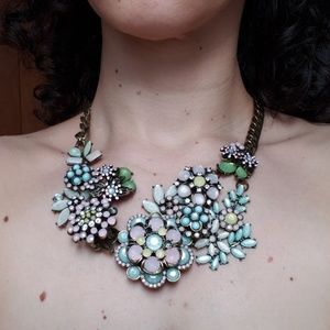 GORGEOUS Grand Pastel Floral Statement Necklace